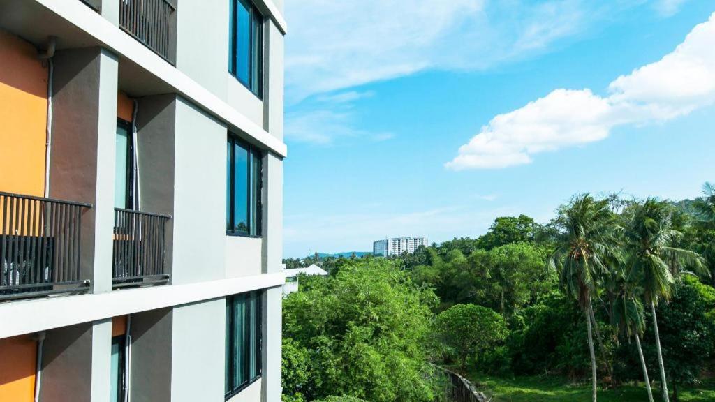 B2 Phuket Boutique & Budget Hotel Екстер'єр фото