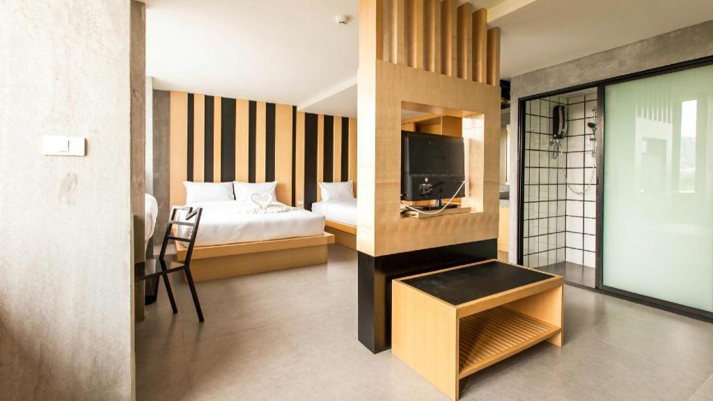 B2 Phuket Boutique & Budget Hotel Екстер'єр фото
