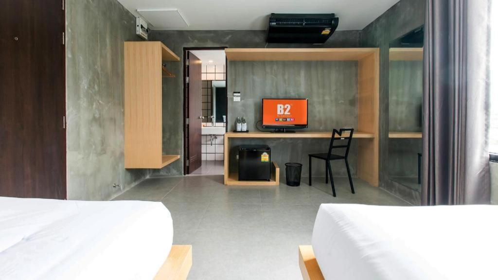 B2 Phuket Boutique & Budget Hotel Екстер'єр фото