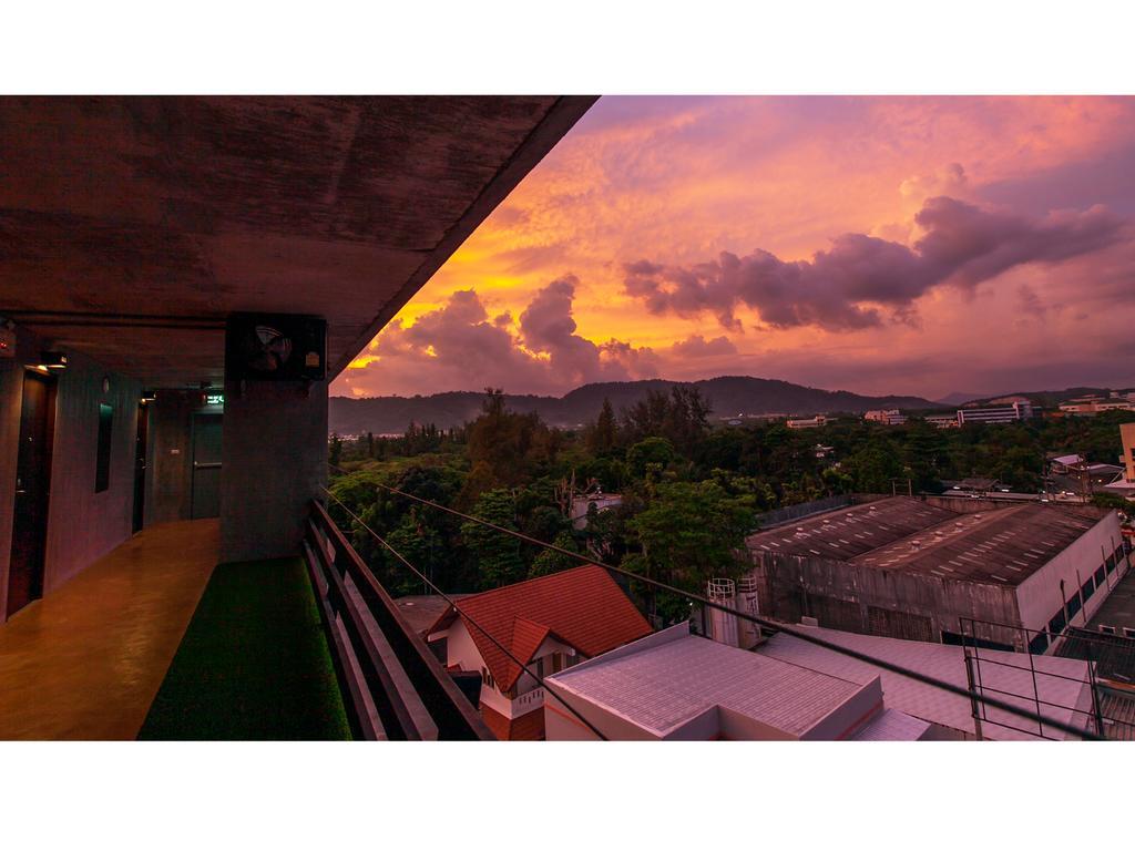 B2 Phuket Boutique & Budget Hotel Екстер'єр фото